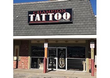 It specializes in custom, classic, and traditional tattoos ingrained in the traditions of Japanese and American tattooing. . Tattoo shops olathe